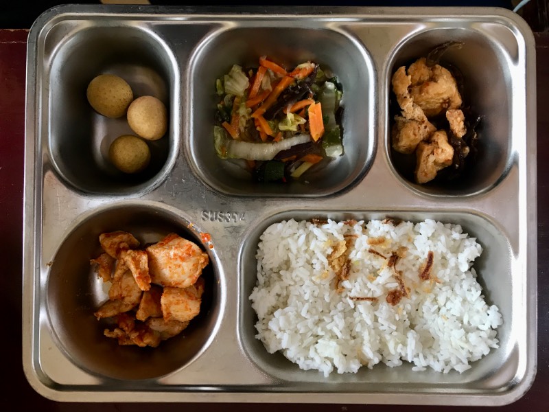 Menu MBG di SMK NEGERI 3 PEKANBARU, Kota Pekanbaru