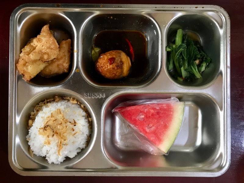 Menu MBG di SMK NEGERI 3 PEKANBARU, Kota Pekanbaru
